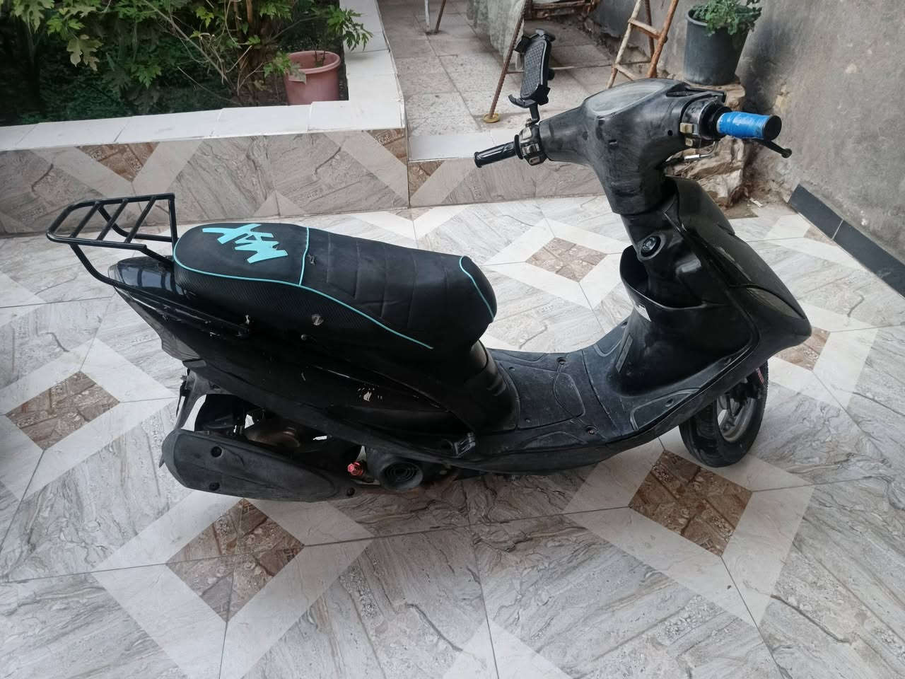 سلام عليكم دراجه البيع مفتوحه بس ولف واحد عوج وبدلته كلشي شقال بيها سلف وهندر وتجي وشوف بعينك ما عوزها شي +964 787 603 0143 موجود وتساب


**إذا كنت صاحب هذا الإعلان وتريد حذفه لأي سبب، رجاءا أرسل رسالة إلى الدعم الفني**