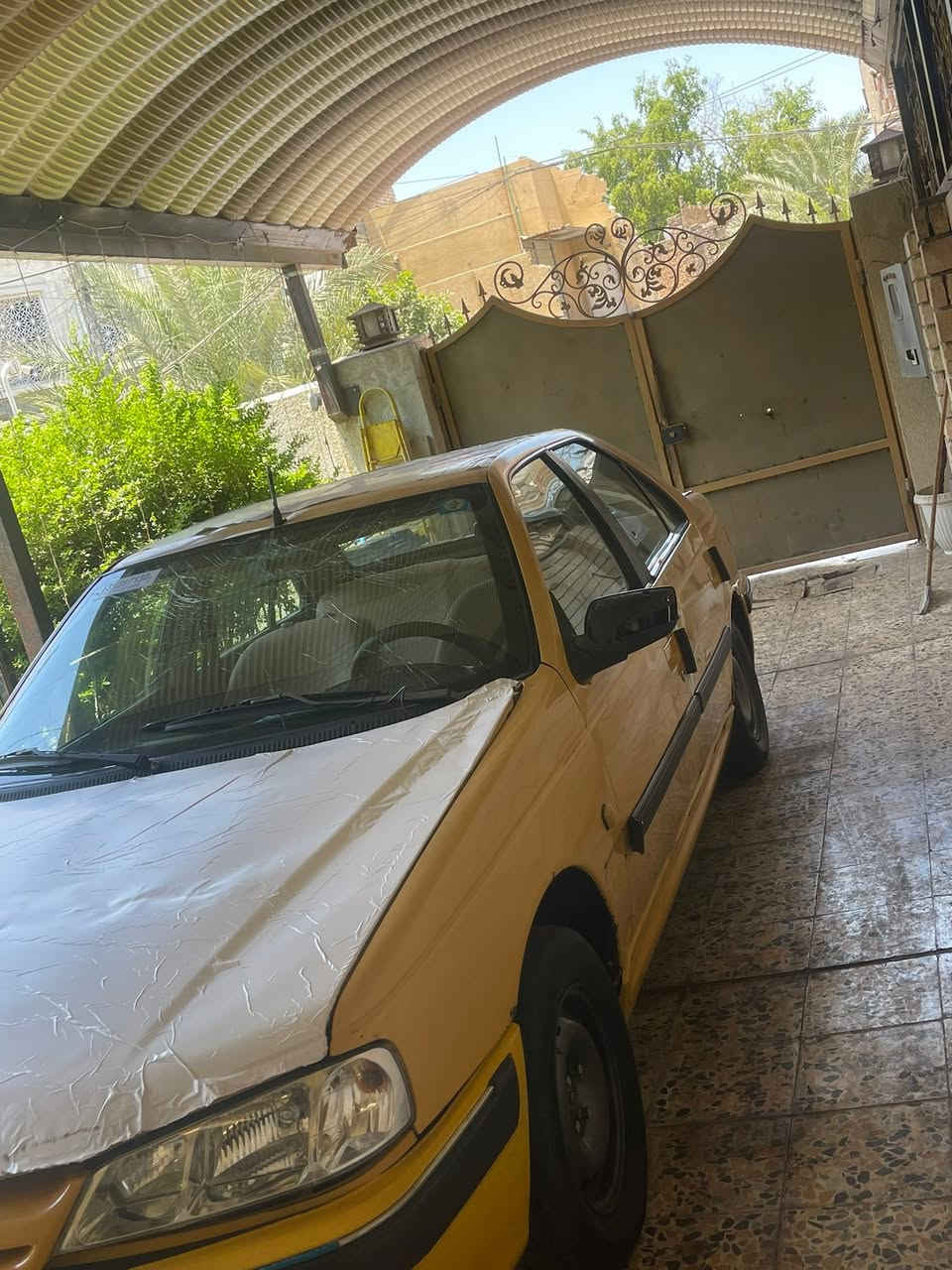 سلام عليكم بيجو بارص موديل ١١ كير ومكينه فرنسي    تبريد شغال كلشي بيها جاهز بس نقصها صدر امامي   وجامه   السعر ٣٥ وبيها مجال 
***********     
 بغداد البياع
