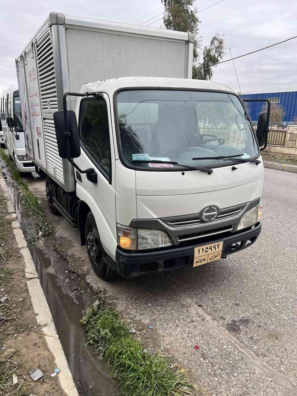 هـینو 
مودیل ٢٠١٣
ماشیة ٣٨ الف كم حقیقي
***********
عنوان/ اربیل
