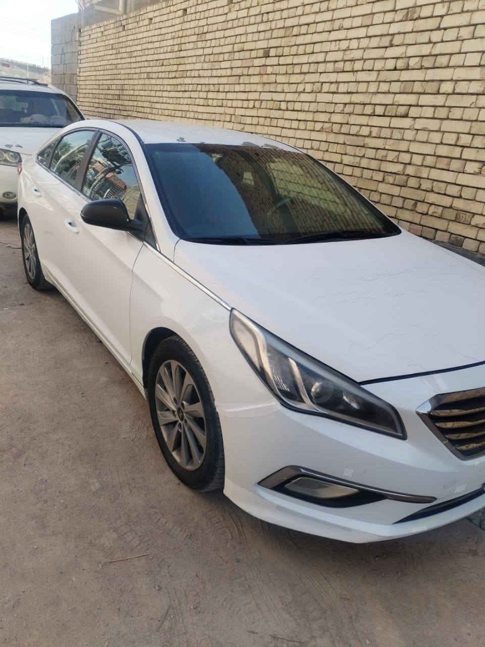 السلام عليكم
هونداي سوناتا موديل 2015
 امريكي  مكينه اربعه سلندر 2400
تخم تاير جديد صدر حداديه جديد 
رقم دوالي ذي قار
السيارة ضربتها جاملغ وبنيد بدون دواخل
السعر 117  وبيها مجال مستعجل ع بيع المكان البصره 
تفاصيل اكثر اتصل ع ***********
مكلف بل نشر
