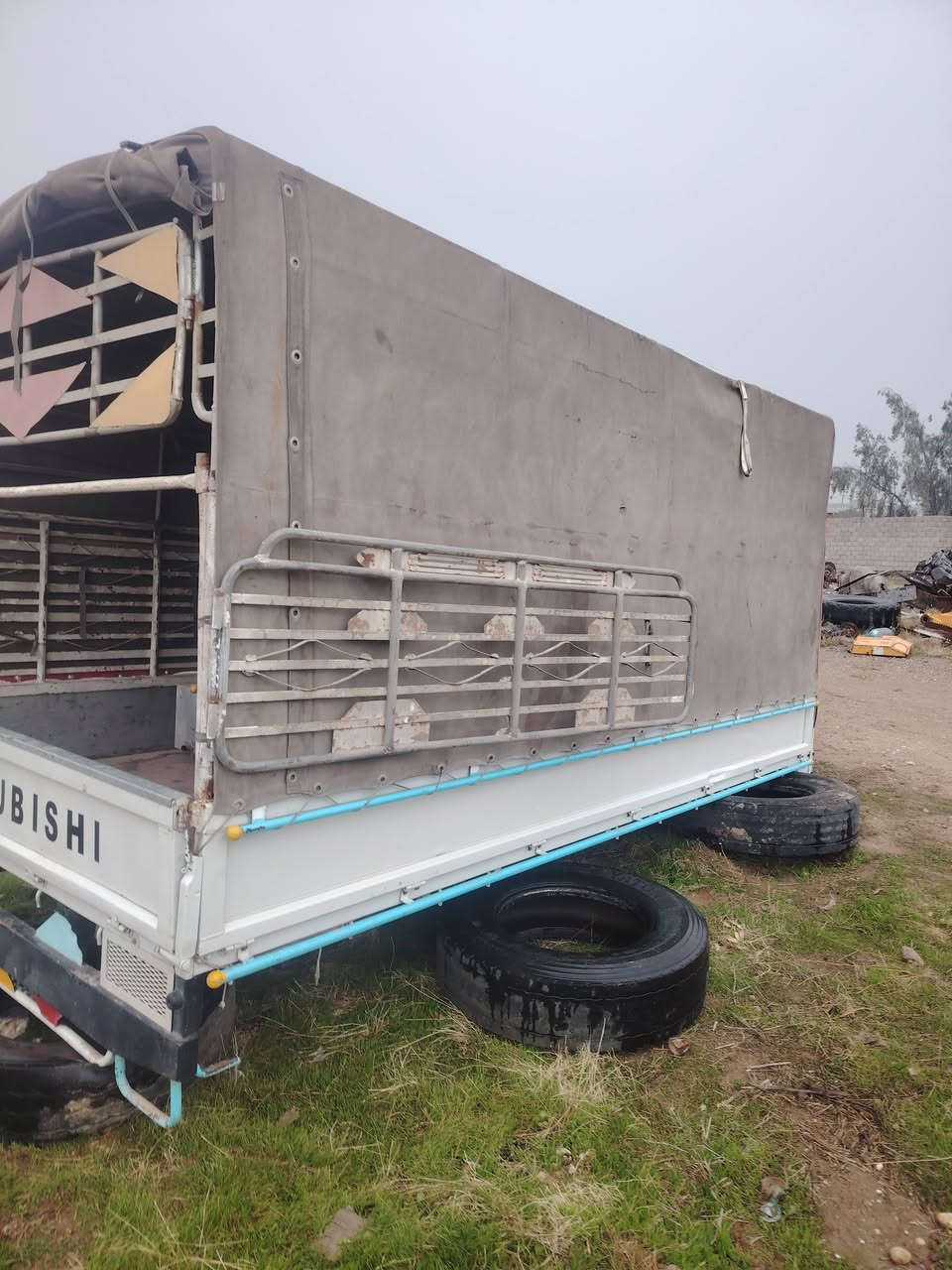 سلام عليكم متاح بودي كنتر 2009 للبيع كامل مع السيبايه والجادر السعر 17 وبي مجال للاتصال ***********
