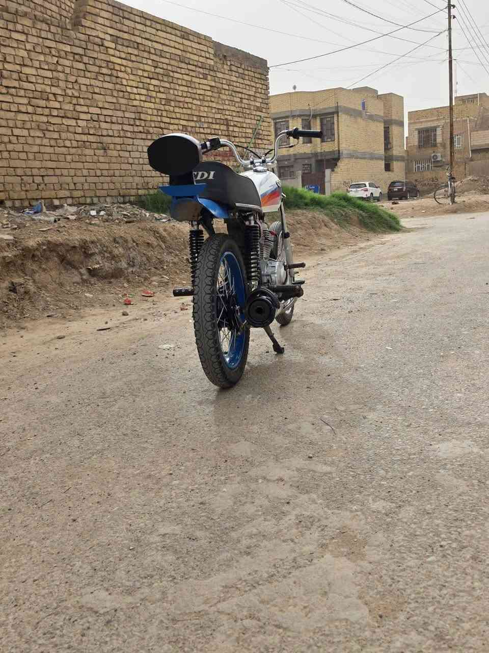 السلام عليكم للبيع أصولي ٧٥٠ وبيه مجال للشراي رقمي*********** شطره حي الامين
