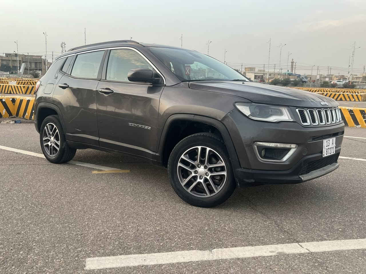 جيب كومبارس 2018 للبيع …

-موديل 2018 مكينة 2400 وارد امريكي

-حادث امامي خفيف البنيد تصليح وسمكرة خفيفة 

للجاملغ وبيها قطعيتن صبغ فقط 

-مكينة جديدة كهربائيات كلها شغالة

- ادامة شاملة منظومة البانزين والراديتر وباتري 

-السنوية جديدة وبأسمي تحويل مباشر او وكالة بالخدمة سنوية وهزة  جديدة صلاحية 2031

 -السعر 118 ورقة

مكاني العمارة

***********
