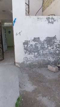 عندي بيت للايجار مساحته ٧٥ متر يحتوي على صاله كبيره ومطبخ وغرفه نوم وخ...