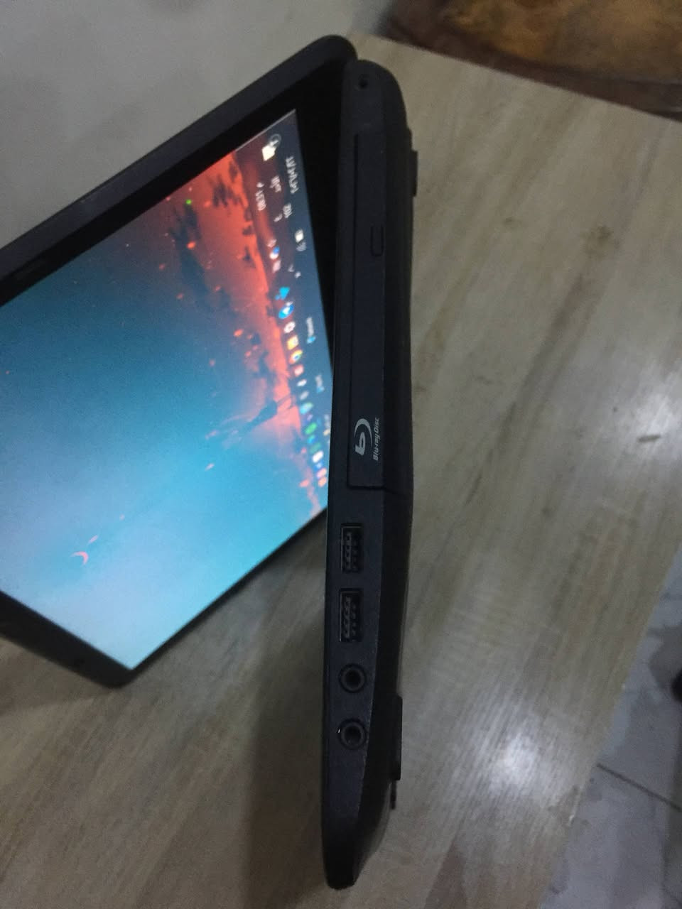 ألـسلام عليكـم
لابتوب TOSHIBA _ (دراسة_تصفح_ ألعاب خفيفة)
 المواصفات مذكورة بالمنشور _ ويندوز 10
+الشاحن الخاص بالجهاز
السعر 150 وبيها مجال للطيبين 
عنوان بغداد الحسينية


**إذا كنت صاحب هذا الإعلان وتريد حذفه لأي سبب، رجاءا أرسل رسالة إلى الدعم الفني**