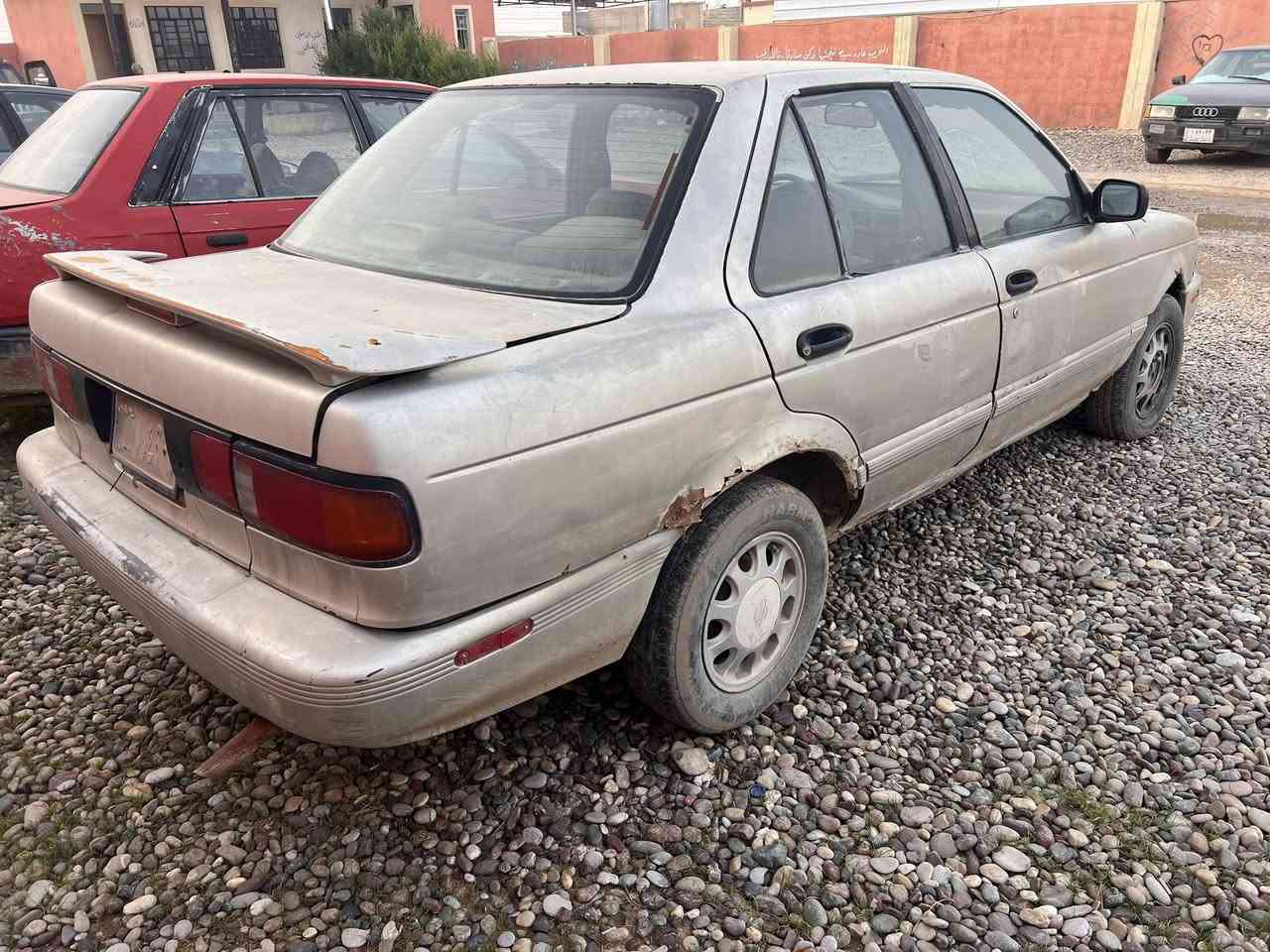 السلام عليكم سياره نيسان صني 1992 محرك شرط كير اوتو شرط رقم نينوى سنويه بيضه ابيع بدون تحويل سعر 12 وبيها مجال
اتصال ***********

(ملاحضه) سياره شغاله تمشي
