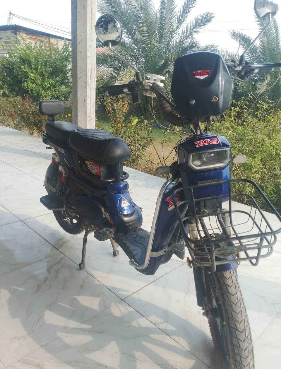 سلام عليكم دراجه شحن2025 جديد باطريات جدد السعر خاص رقم***********
