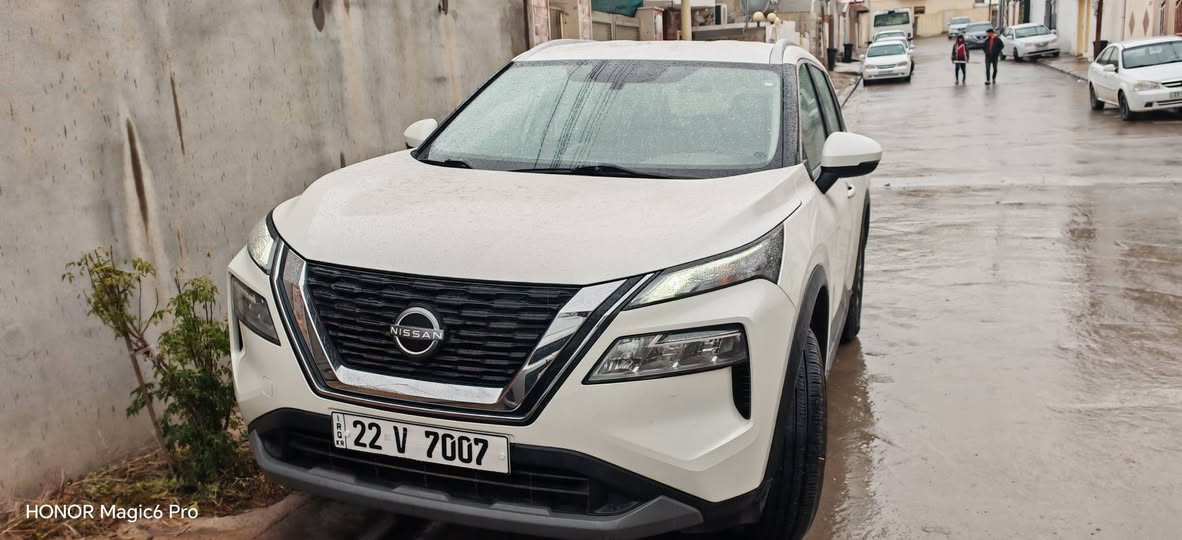 نيسان ايكستريل 2023 ماشية 120الف بيدون صبغ  7راكب دبل اكسل عنوان دهوك وتساب *********** رقم اربيل
