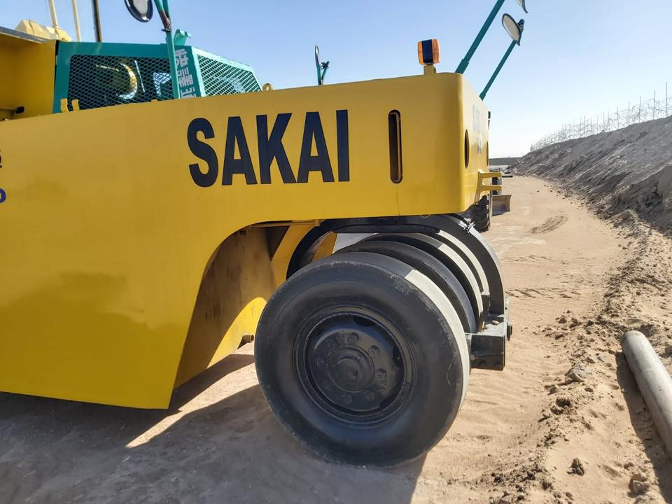 السلام عليكم للبيع حادله ساكئي 
مكينه ازوزه كير عادي رقم سنويه 
كله موجود سنويه صاقطه 
الحادله نضيفه تخم تاير 
المكان البصره قضاء المدينه رقم الهاتف ***********
