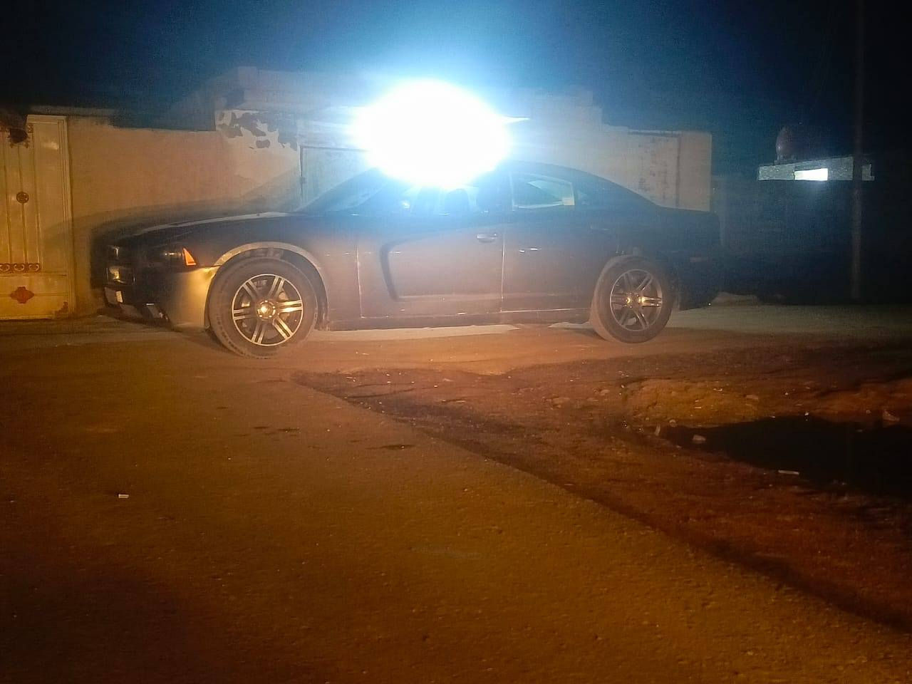 سلام عليكم جارجر للبيع موديل 2014 سياره حلوه محرك وكير وتخم تاير وحداده وتبريد ثلج وكسن جاهزه رقم ربيل لكليزي جاهزه سعره ب55 وبيه مجال قليل الستفسار على هاذه رقمي *********** مكان سياره بل عماره
