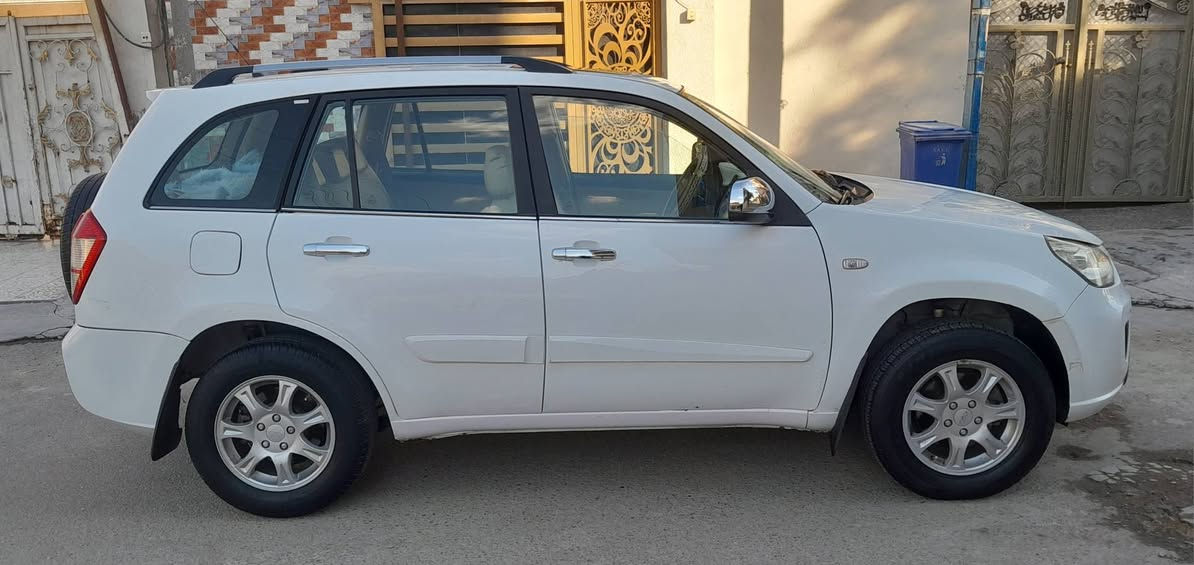 السلام عليكم
للبيع تيكو . موديل ٢٠١٢ . رقم بغداد انكليزي الجديد سنويه جديدة . كير ومكينة مكفولات بلاديات . مكفولة كفاله عامة من الحادث والصبغ . تبريد شغال . كهربائيات شغالة . صدر نضيف 
سياره حلوه السعر ٦٠$ وبيها مجال للشراي 
العنوان بغداد الجديدة 
***********
