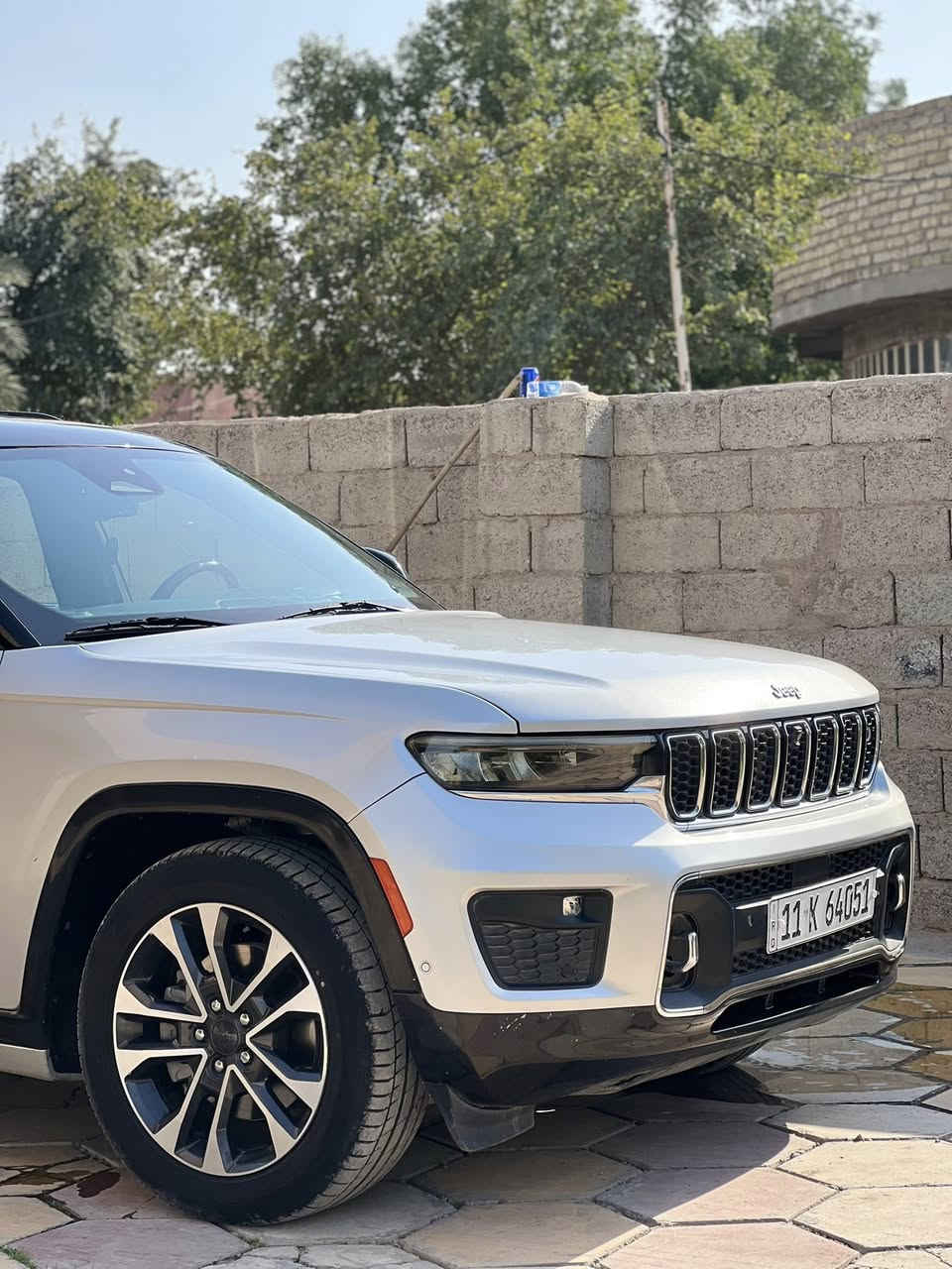 سلام عليكم
جيب كراند شيروكي اوفرلاند 2022 فول مواصفات اعلى شي بالجيب 6 سلندر رقم بغداد ب اسمي بدون اي نقص جكات بانوراما فول بيها مكانات صبغ صور السونار ناشرها 
*********** 
مكان السيارة بسماية
السعر 243 ورقه
