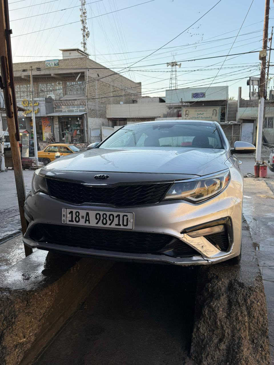 كيا اوبتما 2019 موصفات FE
رقم بابل انكليزي باسمي 
بيها جاملغ خلفي وجنطه
والجاملغ الخلفي الثاني كليرررر
صور الحادث بل منشور 
السعر 129وبيها مجال بسيط
مكاني حله شارع 80

***********

