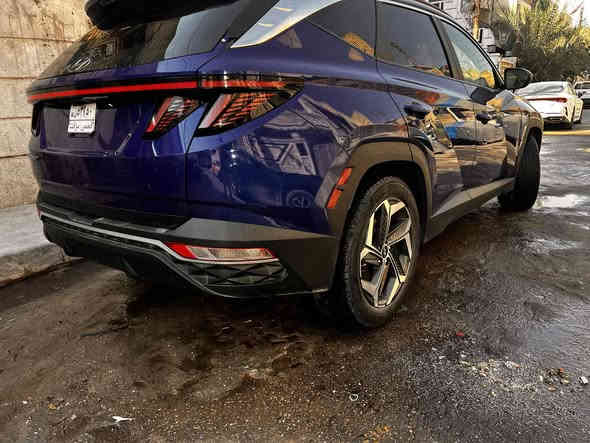 السلام عليكم توسان موديل ٢٠٢٣ وارد امريكي فول للاخير 
بدون رقم 
لون ازرك 
بيها كم حالوبه 
ورصعه ب التكمه 
السعر 176 وبيها مجال 
للاتصال *********** متوفر واتساب 

صور حادث مرفقه بل منشور
