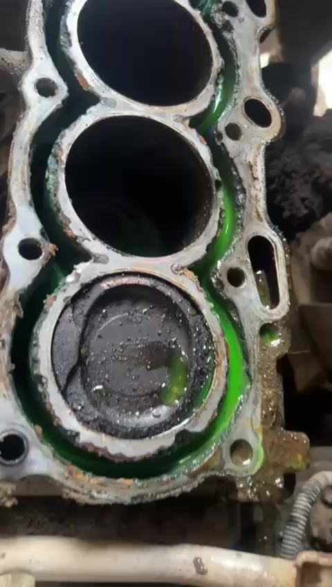 سلام وعليكم عندي هاي المكينه 1800 للبيع قيم بما يرضي الله


**إذا كنت صاحب هذا الإعلان وتريد حذفه لأي سبب، رجاءا أرسل رسالة إلى الدعم الفني**