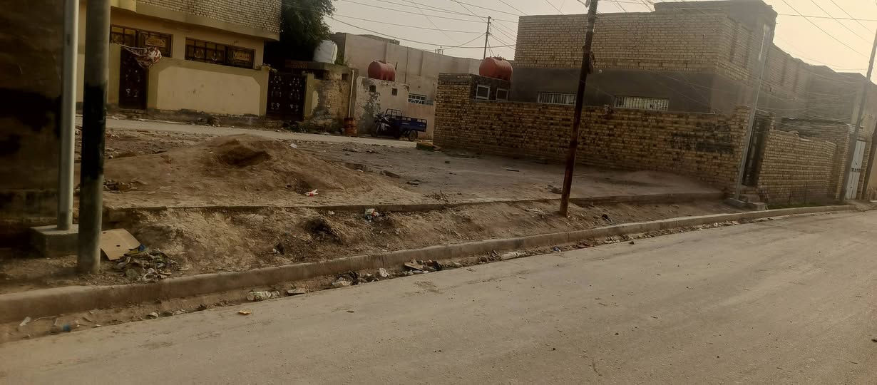 قطعه للبيع  مساحه 200 طابو زراعي
سند 25  العنوان مقابل مديريه الشرطه 
للاستفسار يرجى الاتصال بنا ***********
