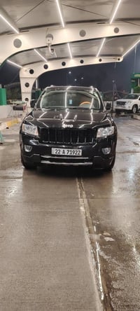 جراند شيروكي • مصبوغة جماليه • بدون معجون