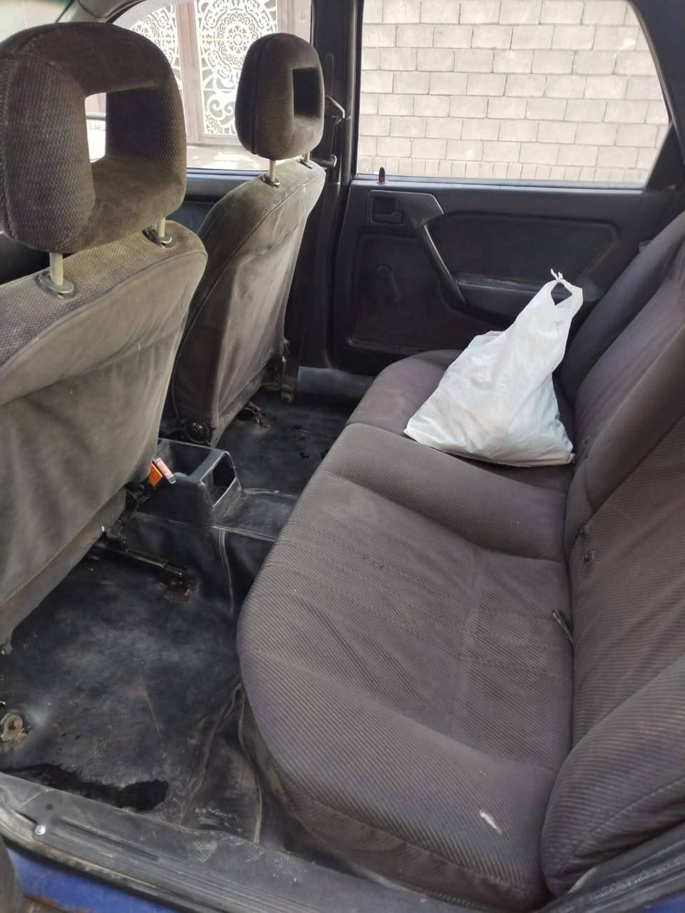 فكترا 20 سنويه لل30 مصبوغه جماليه باب الوره بي معجون والجاملغ الوره كذلك بي معجون قليل سعره 35 ورقه ومجال  ***********
