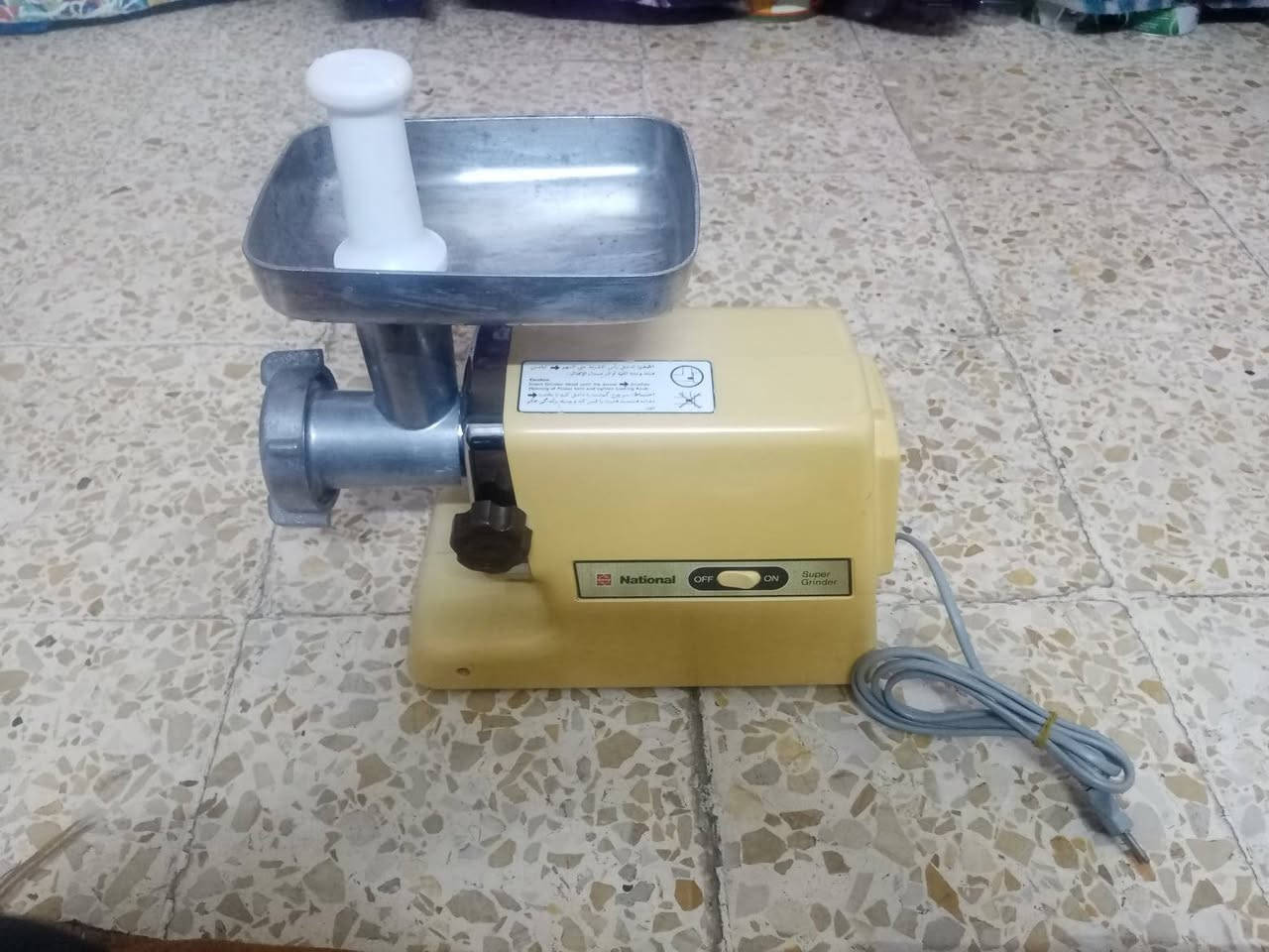 السلام عليكم عندي مثرامات اصليات قديم ناشونال نظافة عالية جدا جدا علفحص للاستفسار على الخاص رجاءا مكاني بغداد الشعب


**إذا كنت صاحب هذا الإعلان وتريد حذفه لأي سبب، رجاءا أرسل رسالة إلى الدعم الفني**