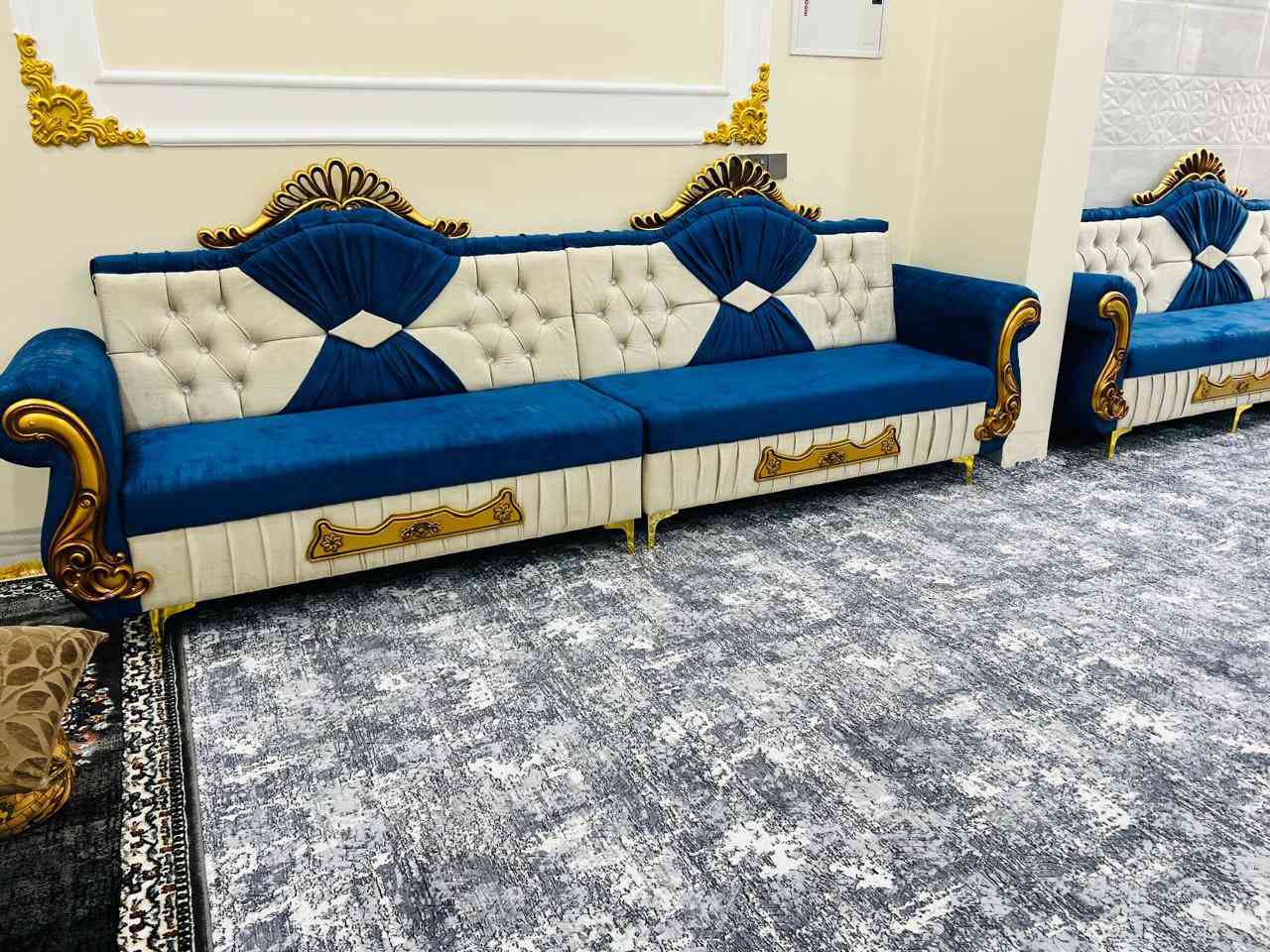 *********** معمل الامير ?⭐ لصنع القنفات و الديوانات👍 وتجديد ومراوس الديوانات (( علمأ الشغل حطاطه وانطي وصل ضمان مع كل تفصال كوشات او طبله الشغل تعال شوفه بعينك المتر من 70 الف  فما فوق شغل حطاطه مو سوكي عنوان كركوك🚗 حي النصر بداية سايدين مركز شرطه العروبة من طرف جسر 🌉 حصو ورمل معرض ومعمل الامير⭐🤝 اهلا بكم
