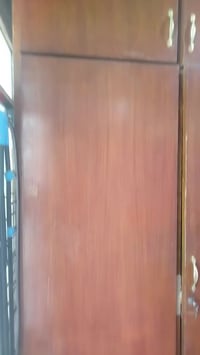 قنصور للبيع ثلاث بوابه ملحق سعر 40 بي مجال 07723611770