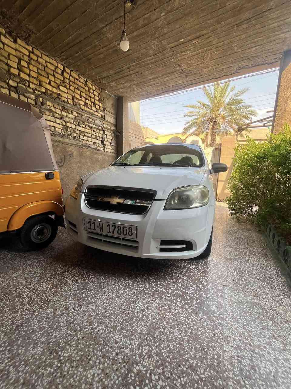 سلام عليكم سياره افيو مكفوله من تبديل وضربه فقد صبغ نص الباب الصدر خيره مكفوله كلهه محرك الف وستميه سياره جديده بمعنه الكلام بسمي رقم جديد تخم تاير حداديه كله جديد تبريد ثلج كامره حساس الموديل الفين 15 خليجي المكان بغداد شهداء العبيدي السعر ب 80 وبيه مجال قليل رقمي ***********
