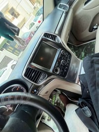 سلام علیکم جیب لمتد  فول مواصفات  خليجي  نظيفه جدا  ۲۰۱۷ محرك ٣٦٠٠ الا...