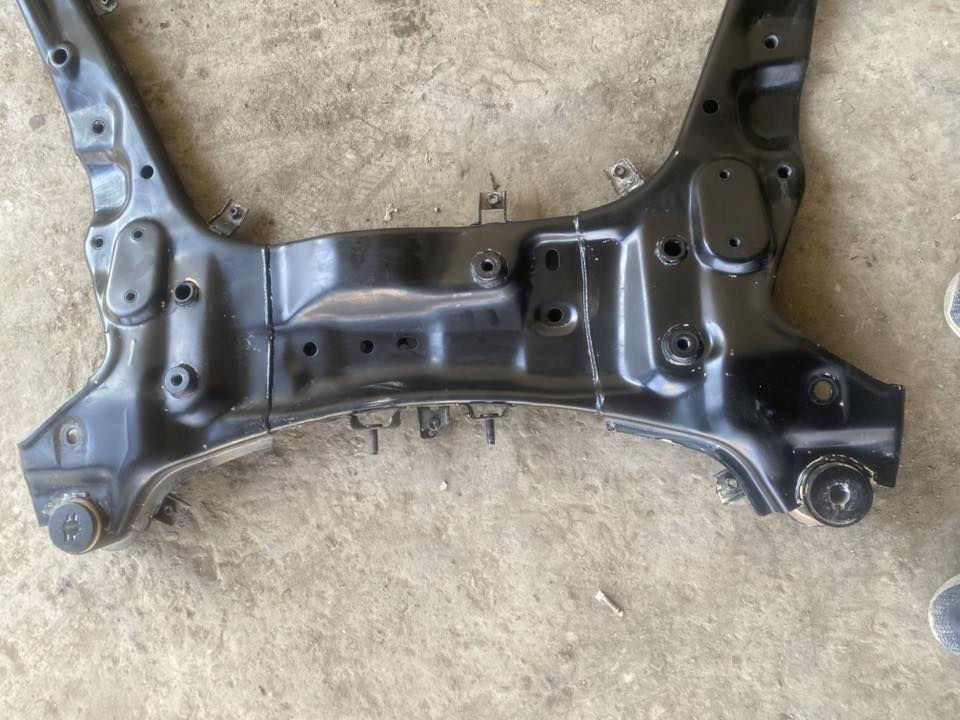 فرممه ترهم توسان وسبورتج موبز اصلي الله شاهد 
السعر 125 الف 
***********
