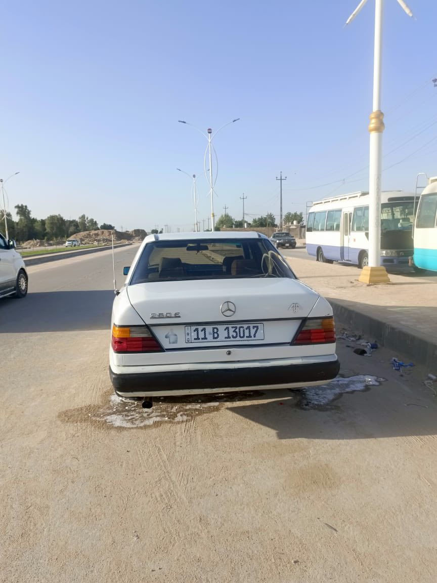 السلام عليكم مارسيدس دب موديل ١٩٨٨
بأسمي تحويل ثاني يوم مكينة وكير مكفول من التبخير والتنقيص الحدادية ٧٠٪؜ (بيها خياس بباب السايق وقواعد معمره وصبغ مكانات بسيطه جداً ) السيارة مثل ما واضحة بالصور بيع مستعجل السعر 46 قابل للتفاوض .

للاستفسار اتصال او واتساب ***********
