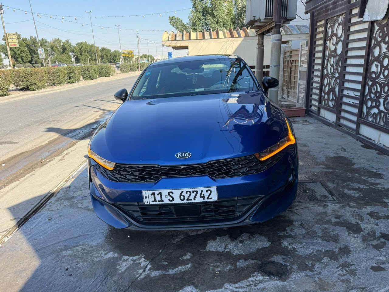 🚗 للبيع – كيا K5 GT-Line موديل 2021
* اللون: أزرق مميز وارد امريكي 

* الموديل: 2021

* الفئة: GT-Line )

* المحرك: 1.6 تيربو

* ناقل الحركة: أوتوماتيك

📏 العداد: 69 ألف ميل

✨ المواصفات:

* شاشة + Apple CarPlay / Android Auto

* كاميرا خلفية + حساسات

* مثبت سرعة

* تحكم ستيرن

* أنظمة أمان (مانع اصطدام + تنبيه مسار)

* إضاءة LED

📌 الحالة:

* استخدام شخصي

* جاهزة للاستخدام

) 

📞 التواصل: ***********

📲 متوفر واتساب
