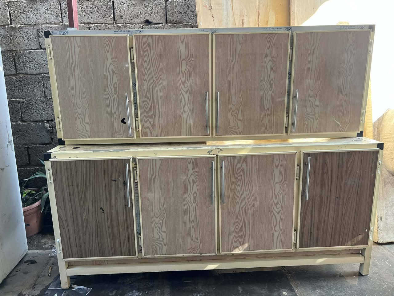 غراض للبيع مكان دوره اكو توصيل ***********
