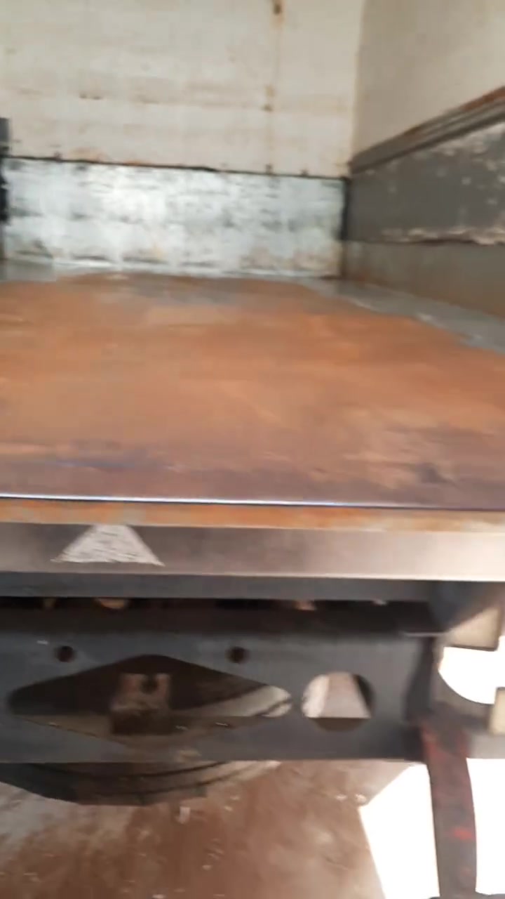 اتيكو براد للبيع سنويه وهزه جديده سياره بسمي بس البراد موشغال موديل ٢٠٠٥ شمعه شرط مكفوله عام  محرك جديد قبل يومين شديته زوج باتريات قبل اسبوع + تايرات أماميه للستفتار اتصل على ***********
