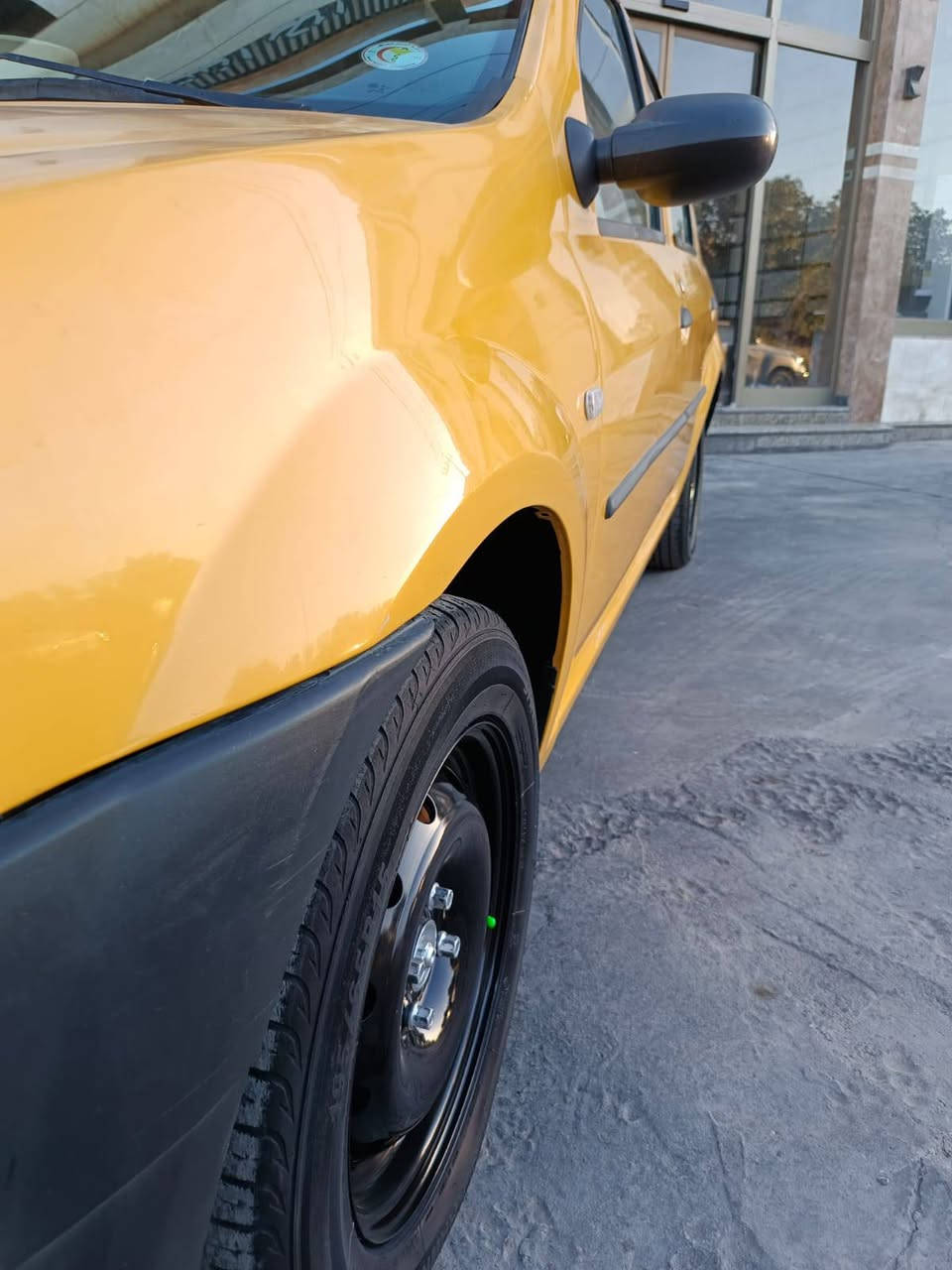 سلام عليكم ورحمة الله وبركاته اخوان رينو لوكان موديل 2013 فول مواصفات جام كهرباء باور ستيرن مكينة وكير جدد صدر امامي اخلفي جديد مشط سترين جديد باتري جديد كهربائيات كلهة شغالة وضع شركة تخم تاير جديد سيارة جديدة وكل نقص مبيها نصبتهة تخبل سيارة مكفولة كفالة عامة من ضربة وتبديل وصبغ والخياس شرط السونار قطرة صبغ مبيها مكفولة حتى من البارد سيارة بلعافية ع ياخذة استخدام شخصي ممشتغلة تكسي ماشية قليل رقم بغداد انكليزي مشروع وطني غرامات وهيئة مصفرة العنوان بغداد العبيدي الرقم *********** السعر 58 وبيها مجال شي بسيط اخوان الميعجية السعر يدعيلنة برزق
