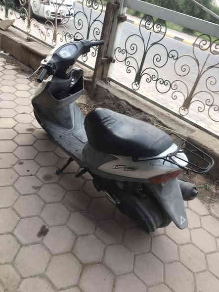 سلام عليكم ادرس قديم للبيع سعره 300وبيها مجال بيها خيط بخار شراي راسلني او دك ع رقم 
***********
