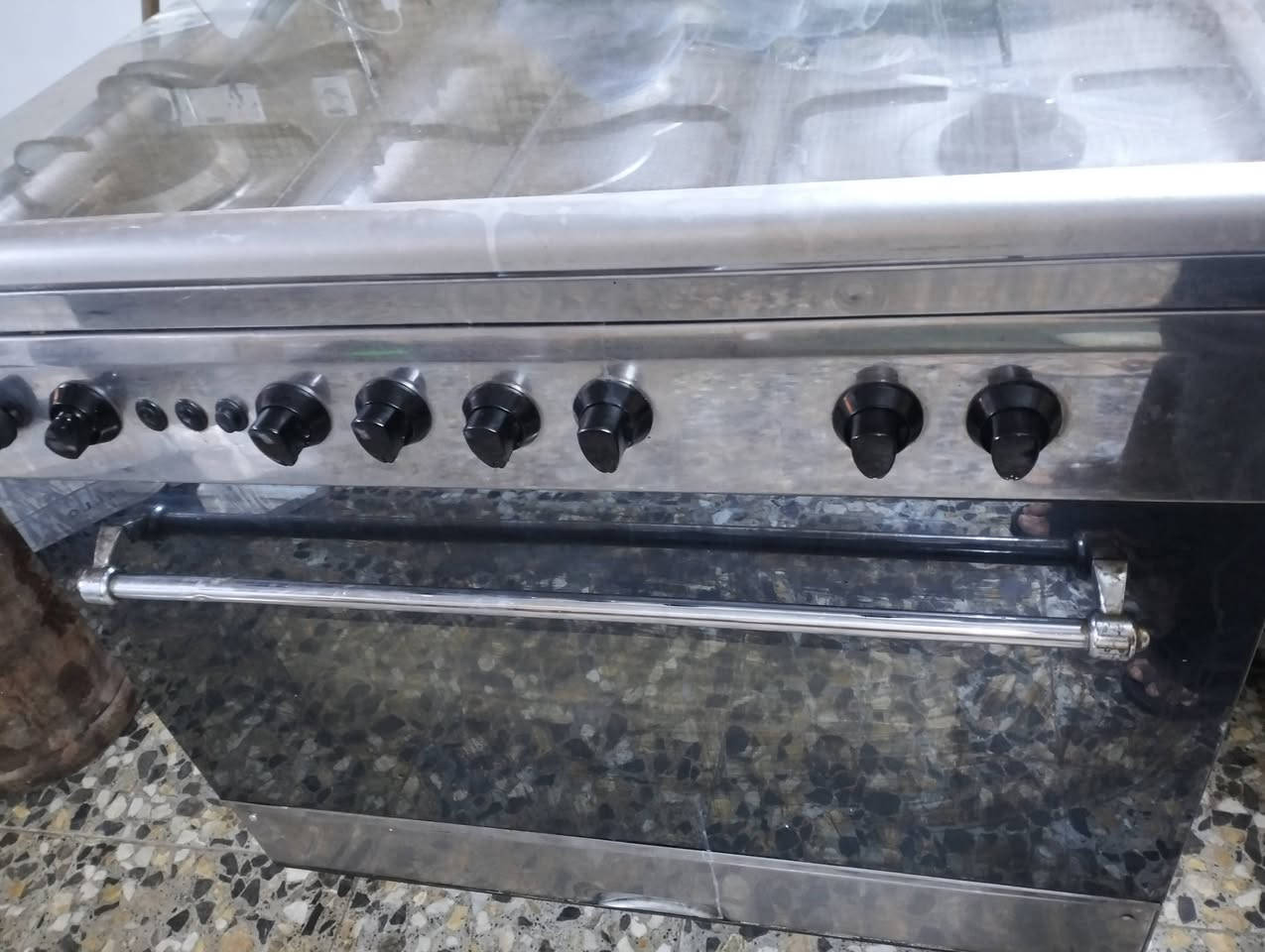 طباخ نضيف شغال كامل حجم كبير سعر 150قفل


**إذا كنت صاحب هذا الإعلان وتريد حذفه لأي سبب، رجاءا أرسل رسالة إلى الدعم الفني**