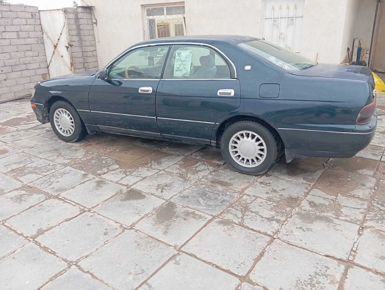 السلام عليكم سياره بطه للبيع موديل 93 مكفول كفالة عامه من الكص ونقل جثه وعيب الشرعي رقم انبار دولي مشروع وطني بسمي تحويل ثاني يوم سنويه وهزه جدد  كير ومكينه خير من الله تخم تأير حداديه السياره جديده وجاهزه السعر 49 وبيه مجال  للاستفسار *********** مكاني ناصرية
