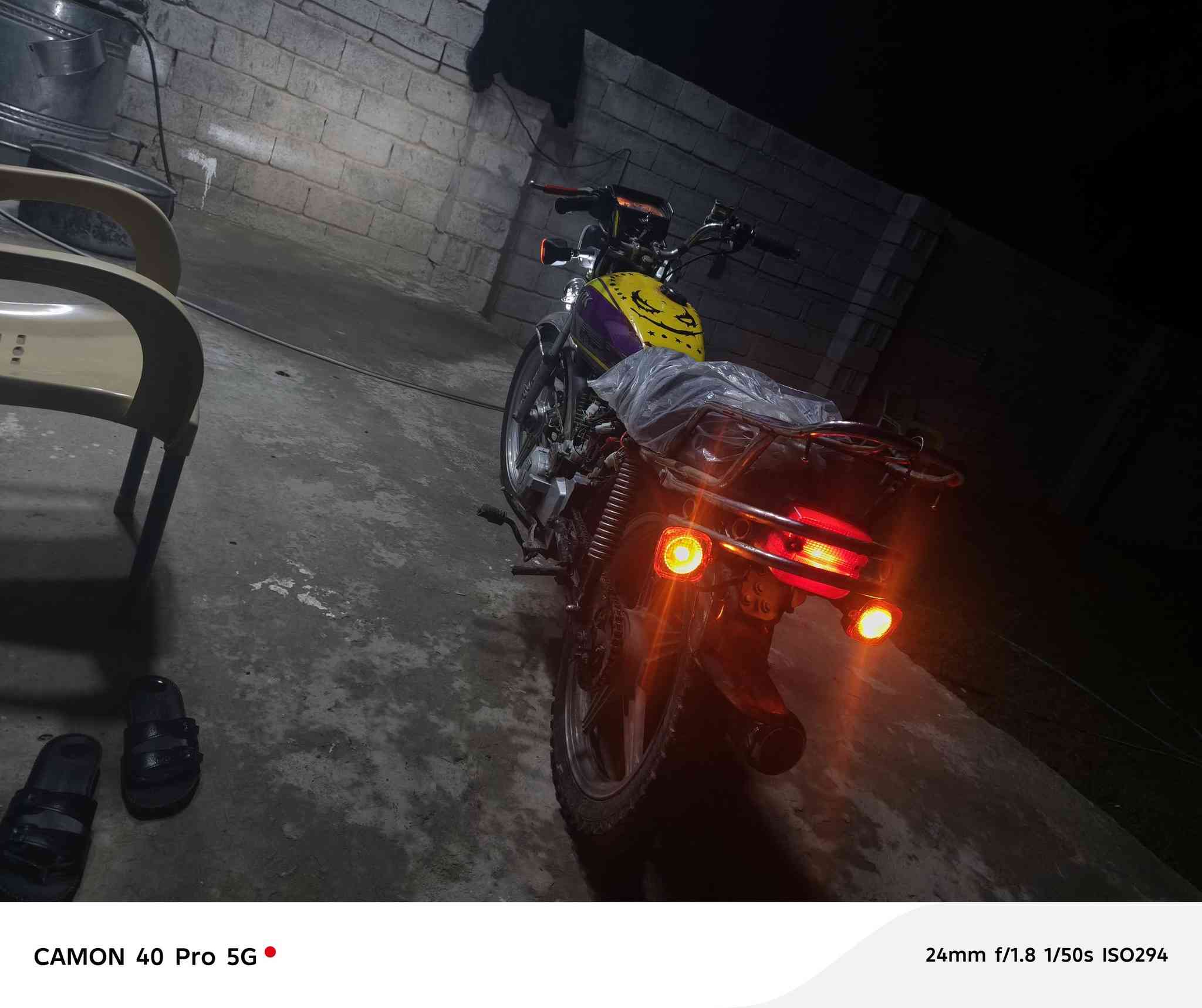 سلام عليكم دراجة لبيع سيفون موديل 17 دراجة خير من الله محرك لولي معدل وسرعة فول ما مفتوحة ولا سبانة سعر 350 وبيهة مجال لطيبين لموشراي لا يكسر بسعرهة رقم ***********رقم ثاني ‏‪***********‬‏
