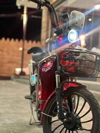 دراجة كهربائية • سكوتر كهربائي • بطاريات جديدة • دراجة شحن • للبيع