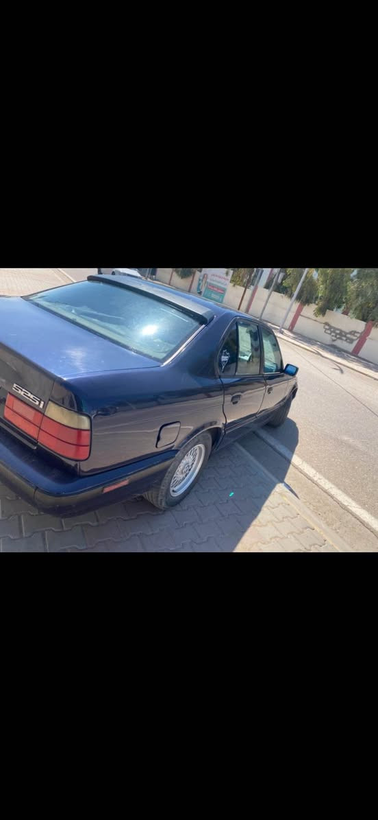 سلام عليكم 
للبيع او مراوسه حسب قناعه 
BMW 525ia موديل 1991 
سياره بدون ضرر بدون حادث بدون خياس گير اوتماتيك محرك شرط 
للعلم گير و محرك و عقل مبدل مال 2003 يعني محرك و گير سقر 525 سياره نضيفه حيل شرط ترايك 200 منا للبصره 
تبريد تدفئه شغال تايرات جديد ويل جديد بجم عريض فول مواصفات اربع جامات كهربائي فول فول برده خلفي داخل ابيض بس بدون سلايت بدون فتحه سنويه جديده لل31 بسم صاحبي بي بطاقه بانزين رقم كركوك 
مكاني كركوك شوراو قرب مدينه العاب بابا كور كور 
سعر 58 بي مجال حك جيه رقمي 
*********** بي واتساب كركوك, العراق
