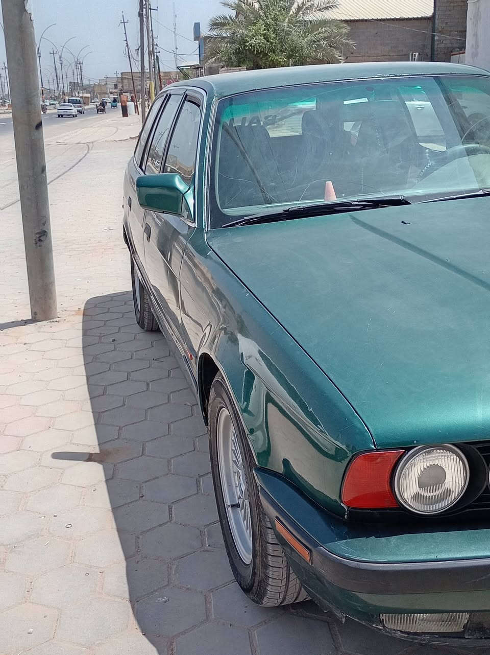 مكفوله من الضربه القويه ومن الكصه
تبريد ثلج 🥶 سنويه لل 2031 موديل 1992
مكينه وكير شرط السياره بأسمي
حدايه جديده السعر 43 وبيه مجال العنوان النجف الاشرف  ***********
