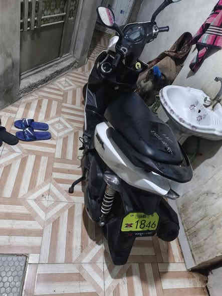 جيتي ار شخط مابيها دراجه رمبه صار سبوعين من منزلها كفاله عامه رقمي وتساب فقط ***********
