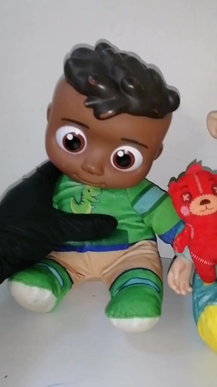 كوكو ميلون
جوجو وصديقه الاسمر
سعر القطعتين ٢٥ الف


**إذا كنت صاحب هذا الإعلان وتريد حذفه لأي سبب، رجاءا أرسل رسالة إلى الدعم الفني**