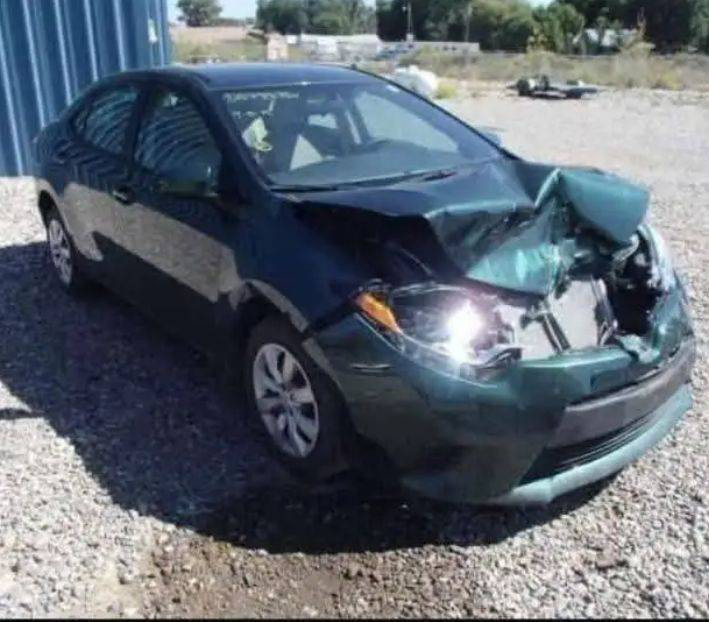 كورولا موديل 14رقم بغداد باسمي بيهة صبغ بنيد ،وباب عكس السايق كما في الصوره ،كير مكينه مكفول بلادي ،السعر 106،رقم التلفون ***********,***********
