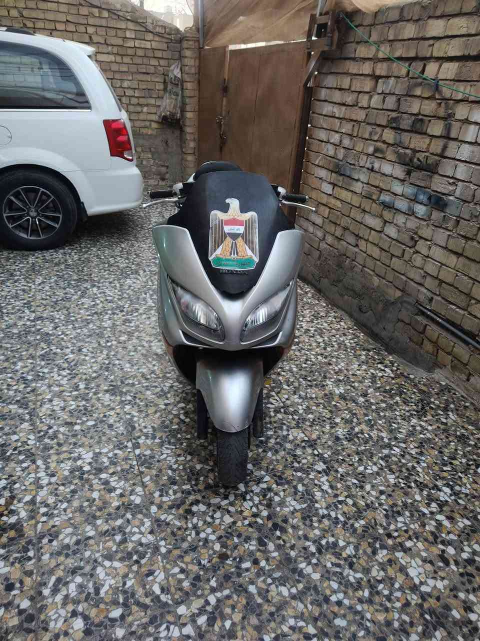 سلام عليكم شباب فورزه 09 للبيع كير ملغي
دراجه كلهه شغاله نكله بكل وكت صالنصه رياضي
كلجات جدت شادهن دراجه صافيه لا حماوه ولا خربطه
مكاني بغداد العبيدي. شراي يتصل ***********.
          سعر 650.   مو شراي لتعبني شوف تفاصيل ابيعلك
                                                             هل موجود
