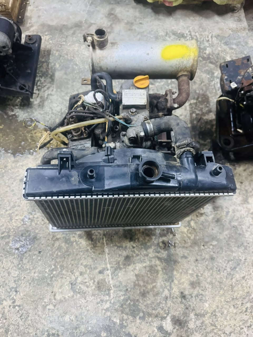 محرك ينمر 2 بستم مال حاوية شرط شغل ونظافة دخول جديد كامل جيب شغل السعر 500 الف مكاني بغداد 
***********
