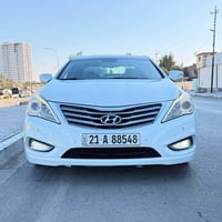 يالله السلام عليكم للبيع فقط ازيرا 2011 خليجي مكفوله من الصبغ والتبديل...