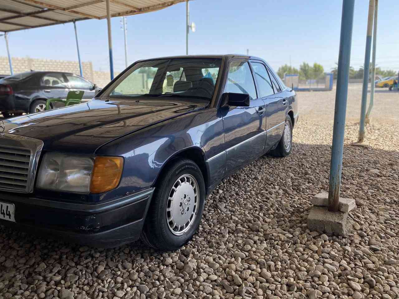 السلام عليكم مارسدس دب موديل 89 رقم ديالى سنويه 30 كير محرك جديد لا صرف ولا بخار تبريد شغال 🧊🧊محور 2500 سياره حلوه السعر 48 وبيه مجال قليل  الرقم *********** مكان سياره ديالى
