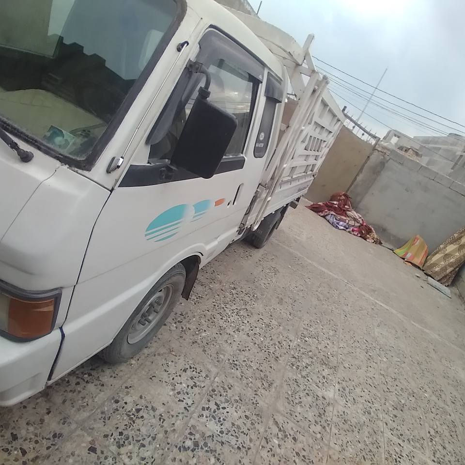 السلام عليكم
كيه موديل ٩٤ باسمي ،كير ومحرك نضيفات ،تخم تاير وصدر جديد ،مشط وباور هستني شادلهن ،سياره جديدة ما عوزه اي شي،تحويل مباشر،رقم انكليزي والسعر ٤٨وبيهة مجال
العنوان بغداد حسينيه المعامل
الرقم : *********** بغداد, العراق
