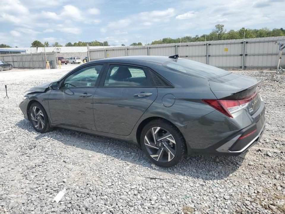 *(رمضـان كريم 🌙)*

*الاستلام مباشر حاليا في البصره*
*هونــداي النتـــرا موديـ2025ـل*
*السعر 122$(مصلـحه وجاهــزه)*
***********
أخذ المنشور صوره وتعال واتس 
سارع الحجز
