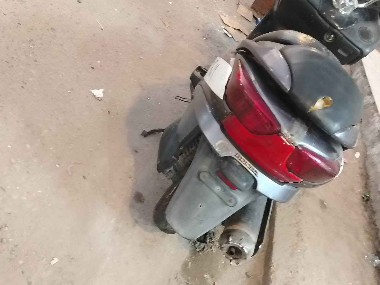 فورزة 0.8 دراجة شغالة غراضهة كلهن جدد نقصهة كفرات وكزوز دراجة شلعة ومعدل بانزين كله محسن دهن موتول معتني بيهة وخير من الله حته ما مكوفتني بل شارع سعر 650 وبيهة مجال او مراوس حسب القناعة مكاني بصرة حيانية


**إذا كنت صاحب هذا الإعلان وتريد حذفه لأي سبب، رجاءا أرسل رسالة إلى الدعم الفني**